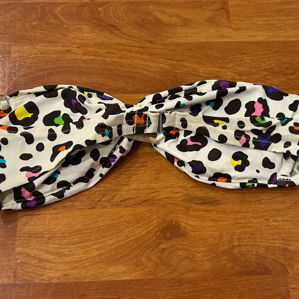 ALMOST GONE Victoria’s Secret Bandeau Bikini Top